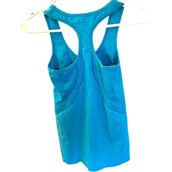 NWT Tefron Active Seamless Tank Top - Blue - Women’s Size M - Picture 3 of 4